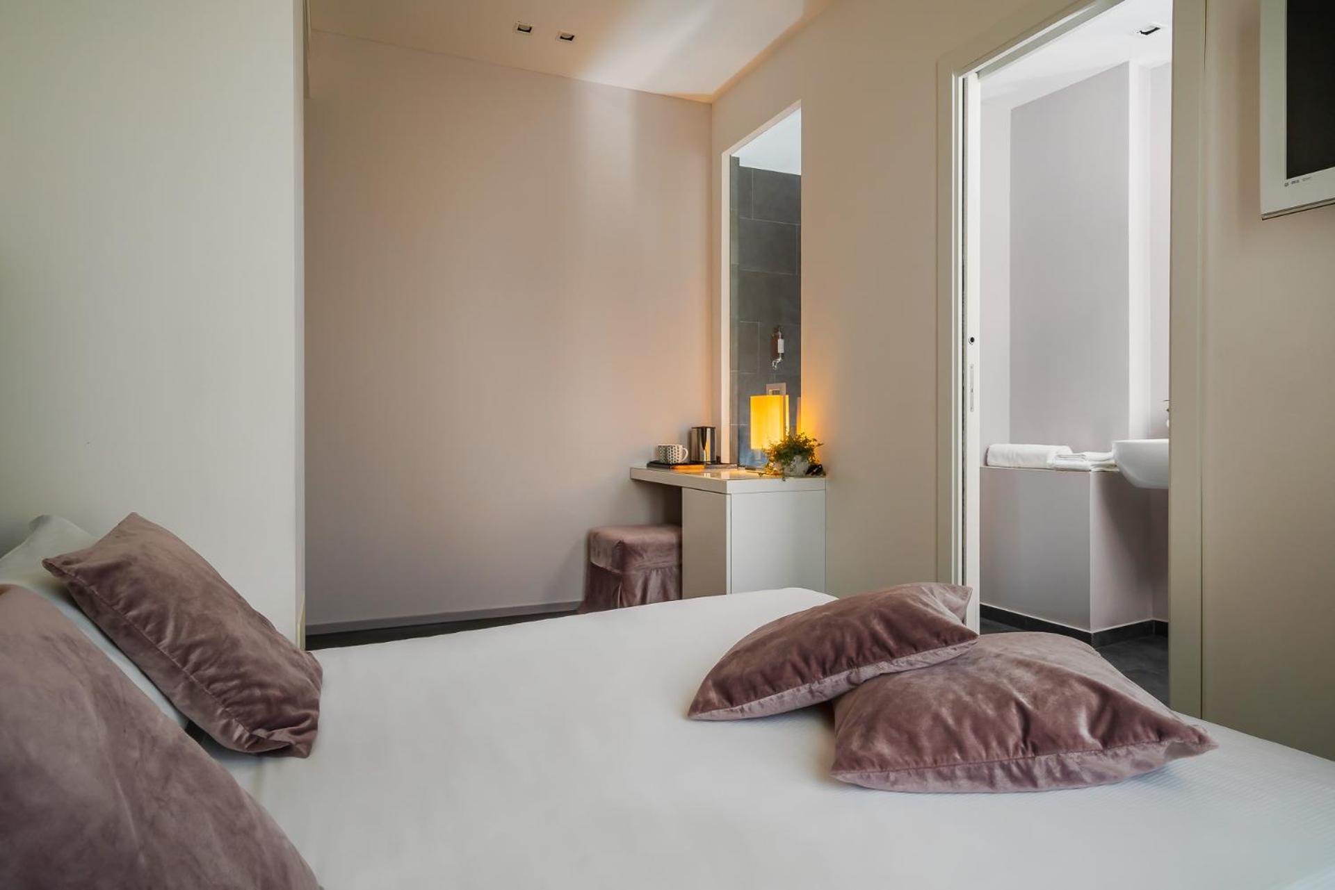 Hotel Ines Cattolica Eksteriør bilde
